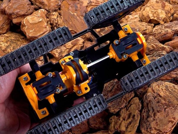 TAMIYA 70247 - 4-TRACK CRAWLER