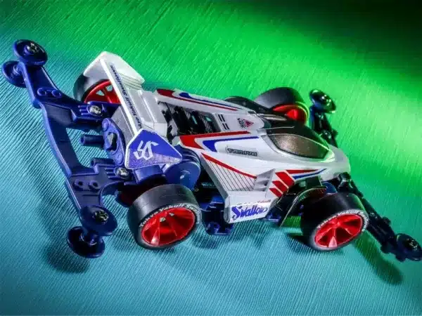 Tamiya 92447 1/32 Mini 4WD Tamiya Mini 4WD Neo VQS Tokyo Yakult Swallows (VZ Chassis)