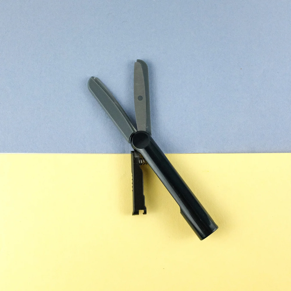 PLUS FitCut Curve Capless Twiggy